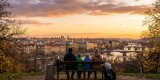 Beste Reisezeit für günstige Familien-Städtereisen: Tipps und Termine für Österreich & Europa
